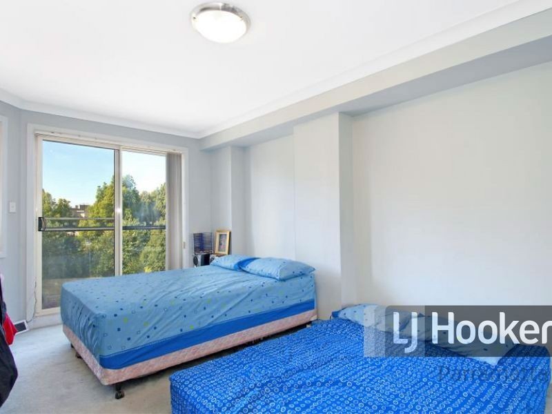 305/91A-101 Bridge Road, Westmead NSW 2145