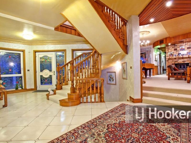 3 Brentwood Way, Castle Hill NSW 2154