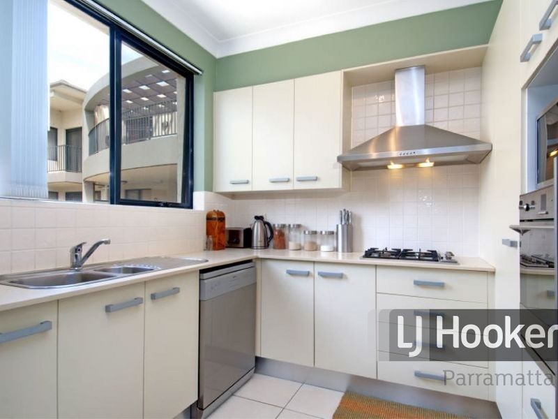 13/35-37 Lydbrook Street, Westmead NSW 2145