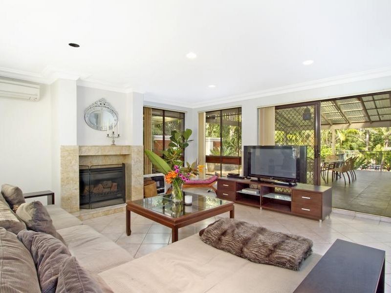 11 Panaview Crescent, North Rocks NSW 2151