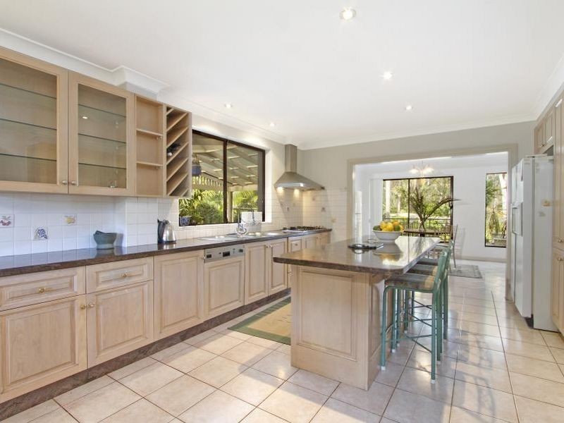 11 Panaview Crescent, North Rocks NSW 2151