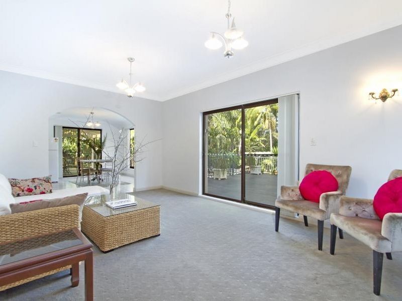 11 Panaview Crescent, North Rocks NSW 2151