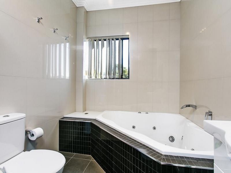 1/53 Lowermount Street, Wentworthville NSW 2145
