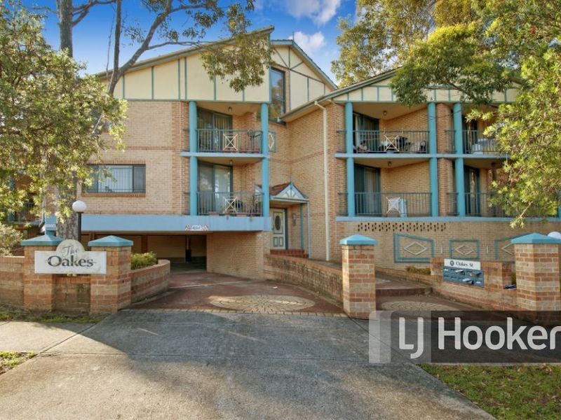 4/11-13 Oakes Street, Westmead NSW 2145