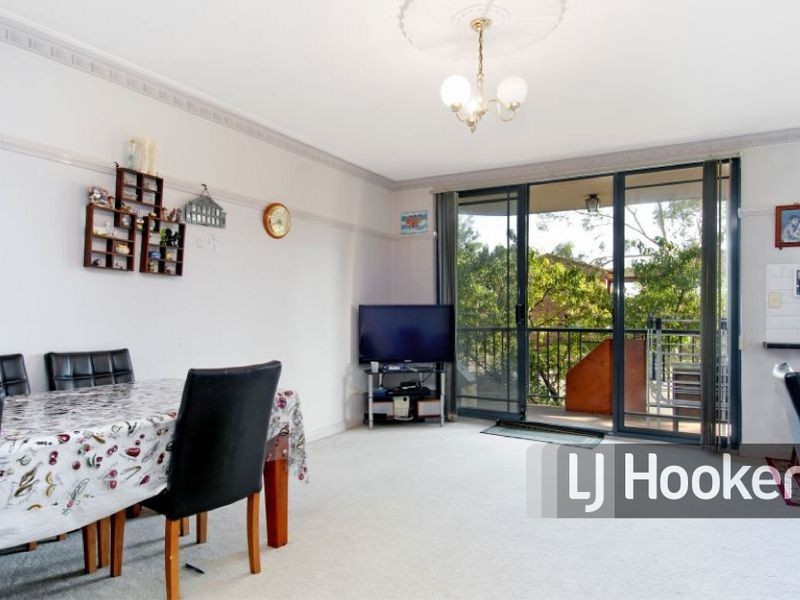 4/11-13 Oakes Street, Westmead NSW 2145