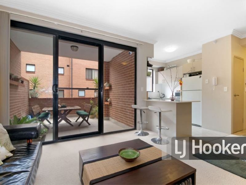 17/24-28 Reid Avenue, Westmead NSW 2145
