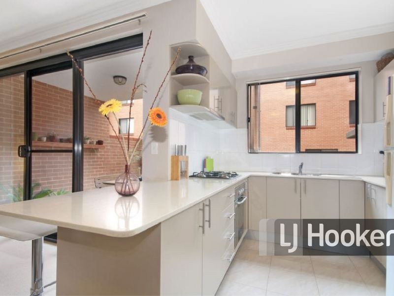 17/24-28 Reid Avenue, Westmead NSW 2145