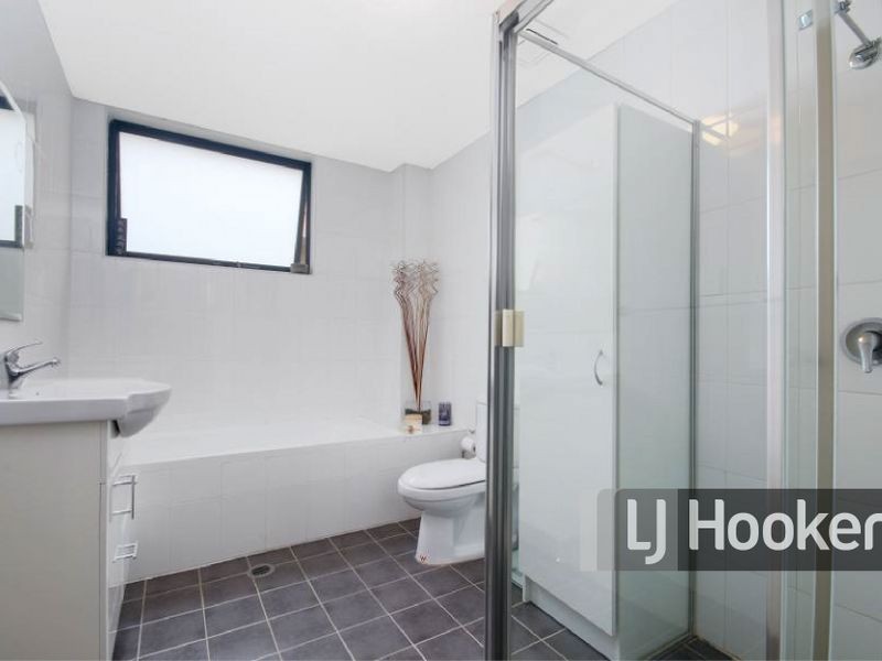 17/24-28 Reid Avenue, Westmead NSW 2145