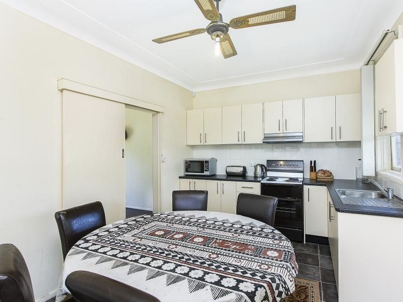 25 Harris Road, Constitution Hill NSW 2145