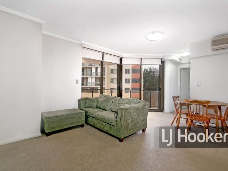 96/13-15 Hassall Street, Parramatta NSW 2150