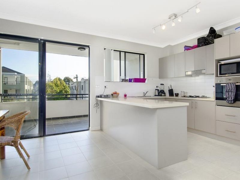 16/30-32 Lydbrook Street, Westmead NSW 2145