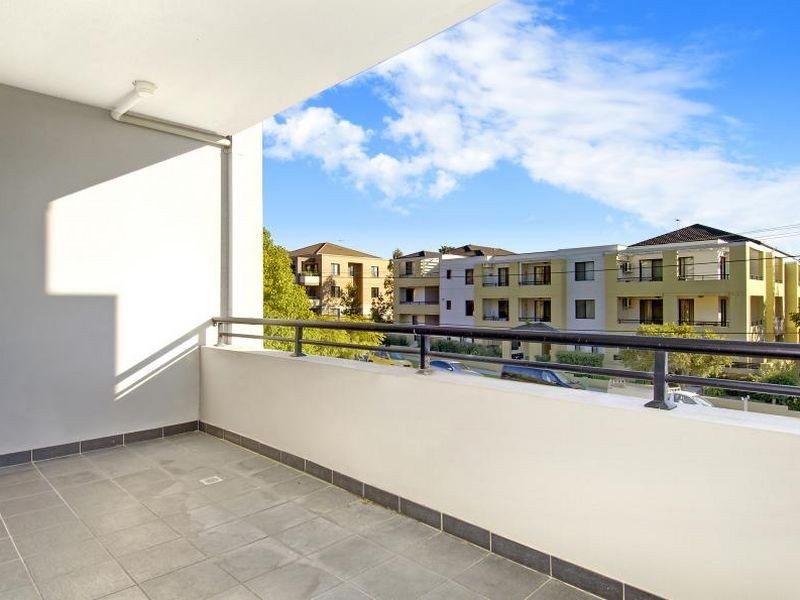 16/30-32 Lydbrook Street, Westmead NSW 2145