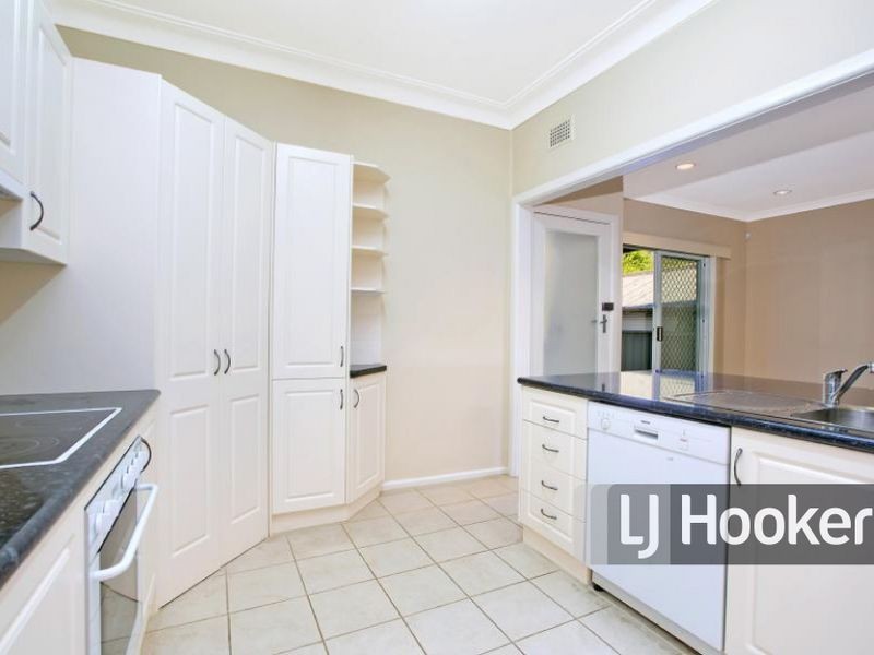 16 Lawndale Avenue, North Rocks NSW 2151