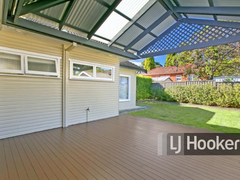 16 Lawndale Avenue, North Rocks NSW 2151