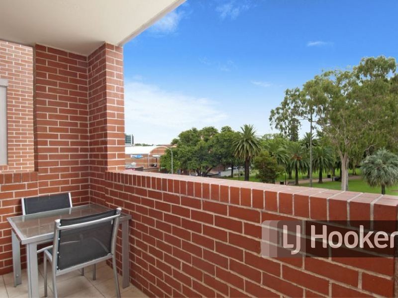 305/354 Church Street, Parramatta NSW 2150