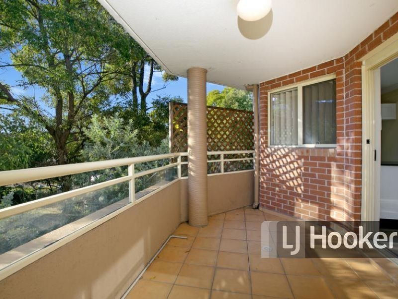 13/27 Good Street, Westmead NSW 2145
