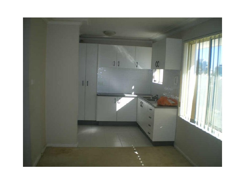 12/82 Weston Street, Harris Park NSW 2150