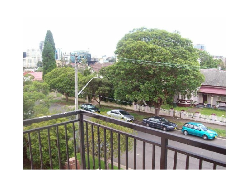 12/82 Weston Street, Harris Park NSW 2150