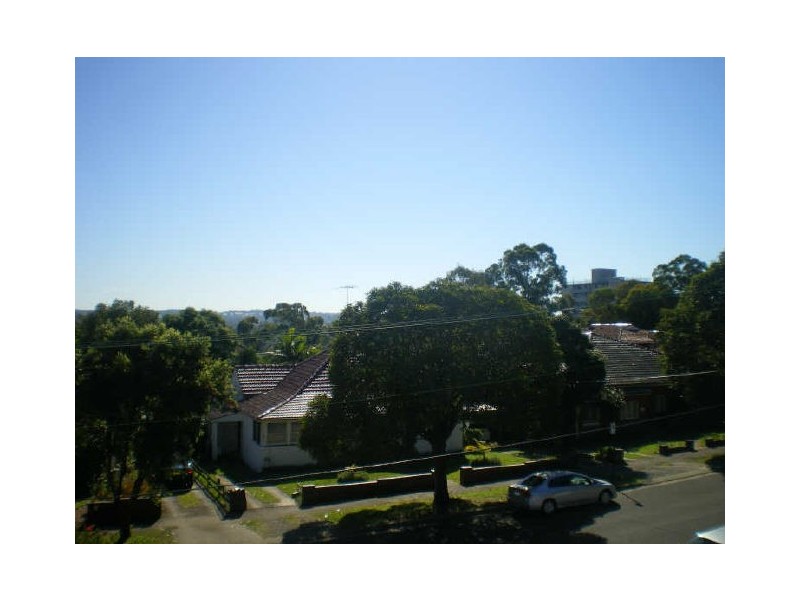 12/82 Weston Street, Harris Park NSW 2150