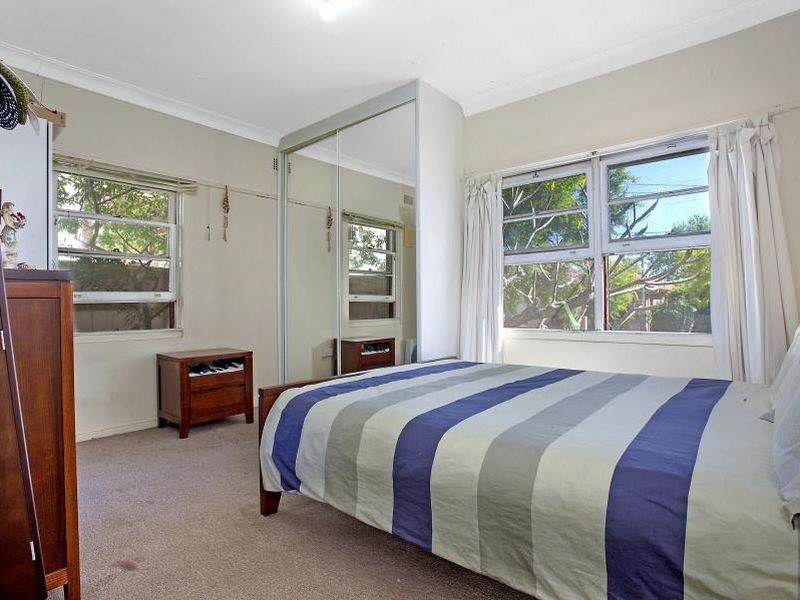 11 Curtin Place, Westmead NSW 2145