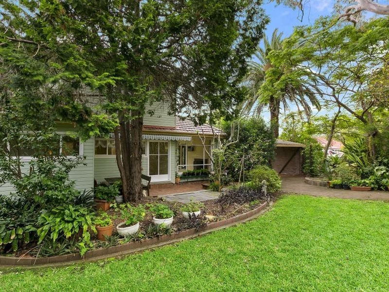 12 Livingstone Avenue, Baulkham Hills NSW 2153