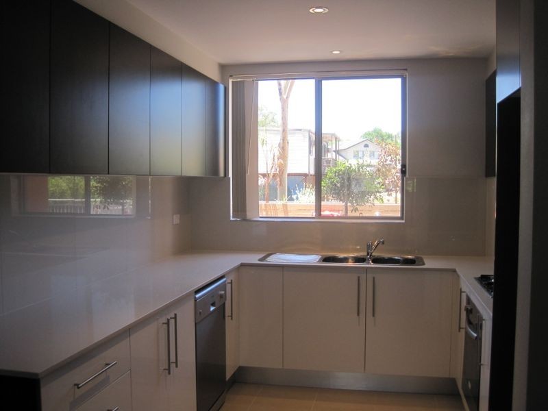 35-37 Darcy Road, Westmead NSW 2145