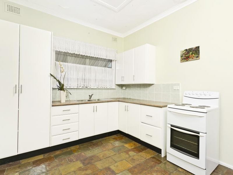 38 Monash Street, Wentworthville NSW 2145