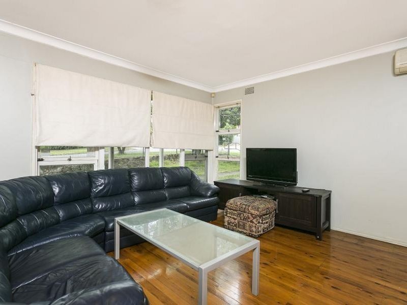 18 Jones Street, Pendle Hill NSW 2145