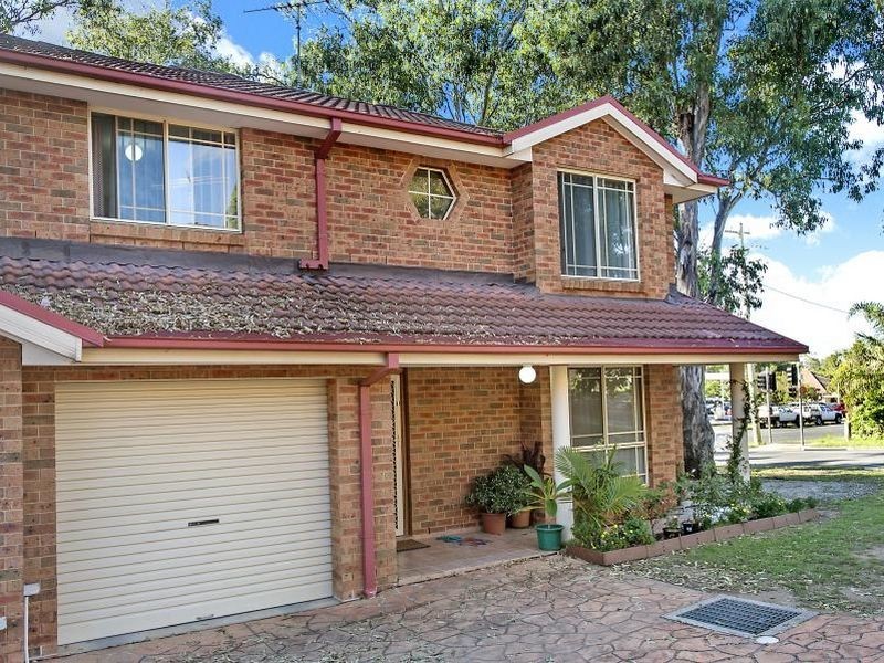 1/112-114 Targo Road, Girraween NSW 2145