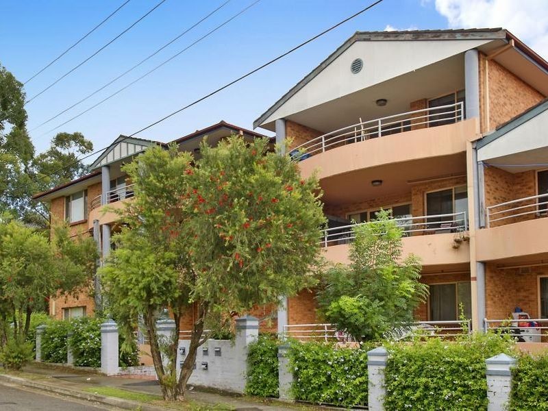 11/1-3 Belgian Street, Westmead NSW 2145