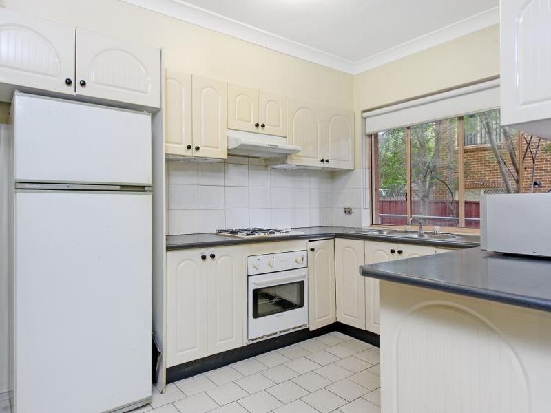 11/1-3 Belgian Street, Westmead NSW 2145