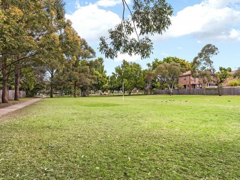 26 Austral Avenue, Westmead NSW 2145