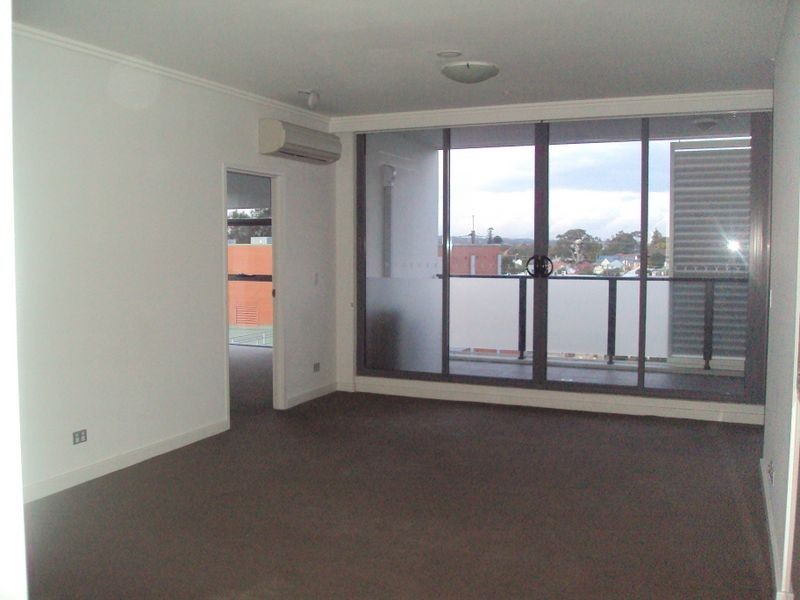 8 Cowper St, Parramatta NSW 2150