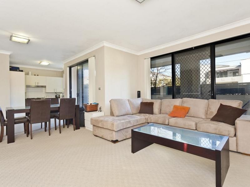 1/30-32 Lydbrook Street, Westmead NSW 2145