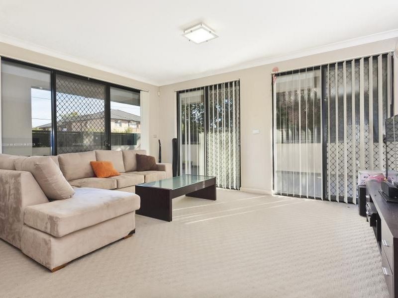 1/30-32 Lydbrook Street, Westmead NSW 2145
