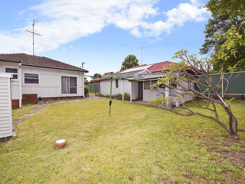 22 Brotherton Street, South Wentworthville NSW 2145