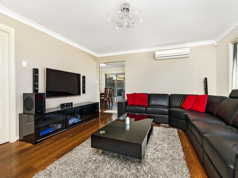 2/36A Bogalara Road, Old Toongabbie NSW 2146