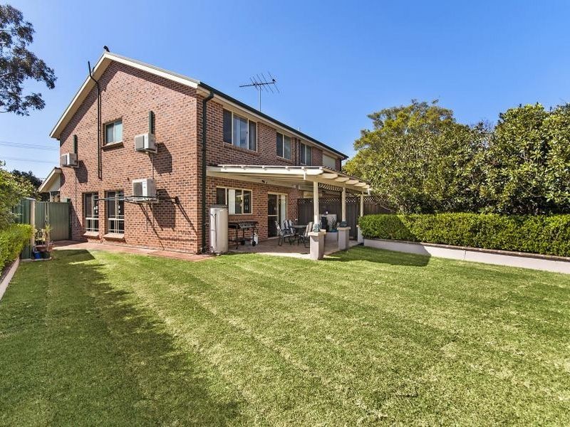 2/36A Bogalara Road, Old Toongabbie NSW 2146