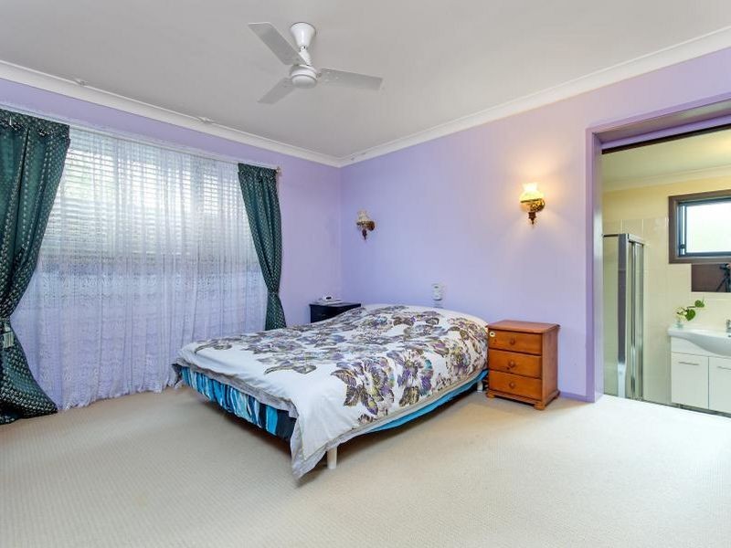 90 Greenmeadows Crescent, Toongabbie NSW 2146