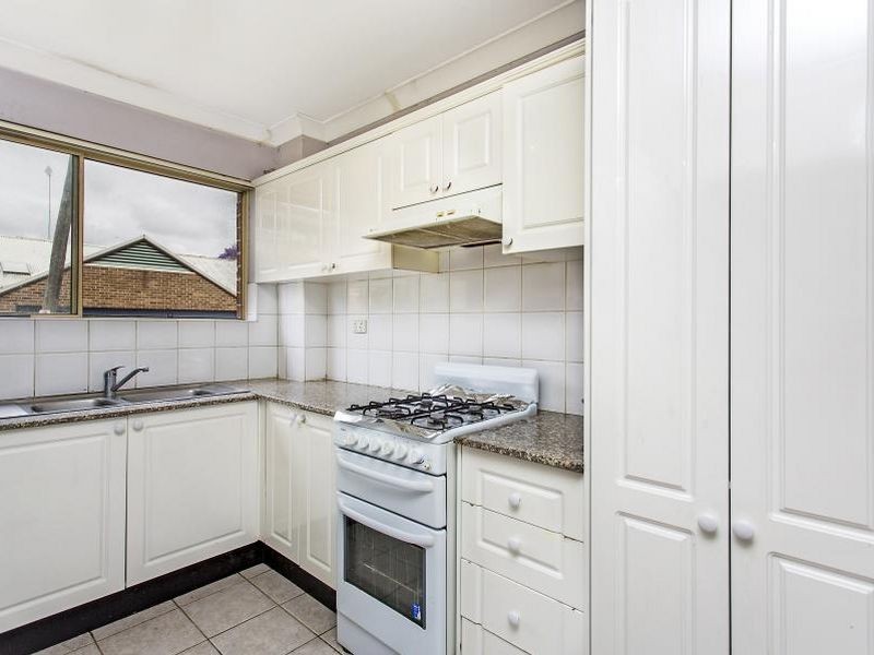 1/17-19 Station Street West, Parramatta NSW 2150