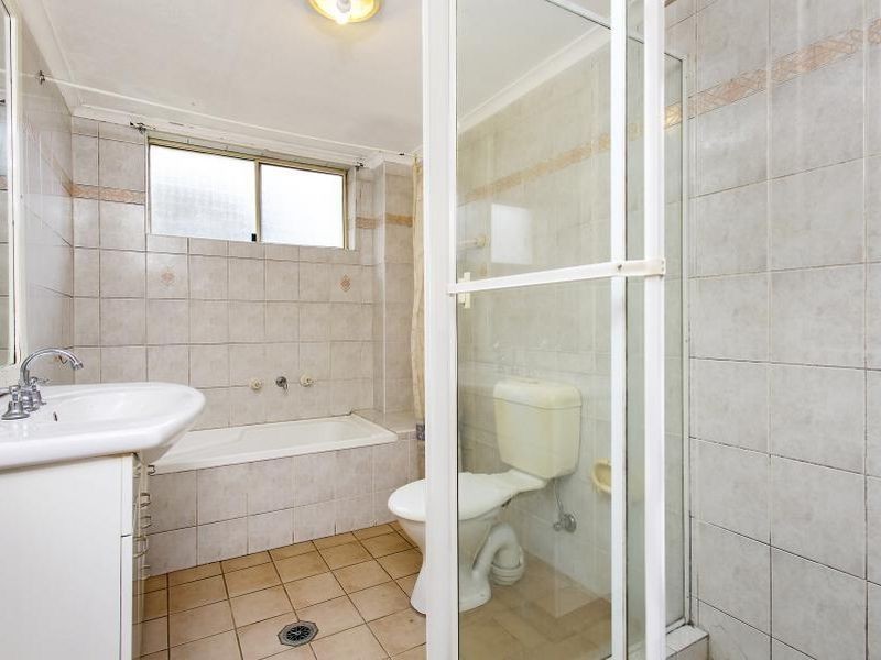 1/17-19 Station Street West, Parramatta NSW 2150