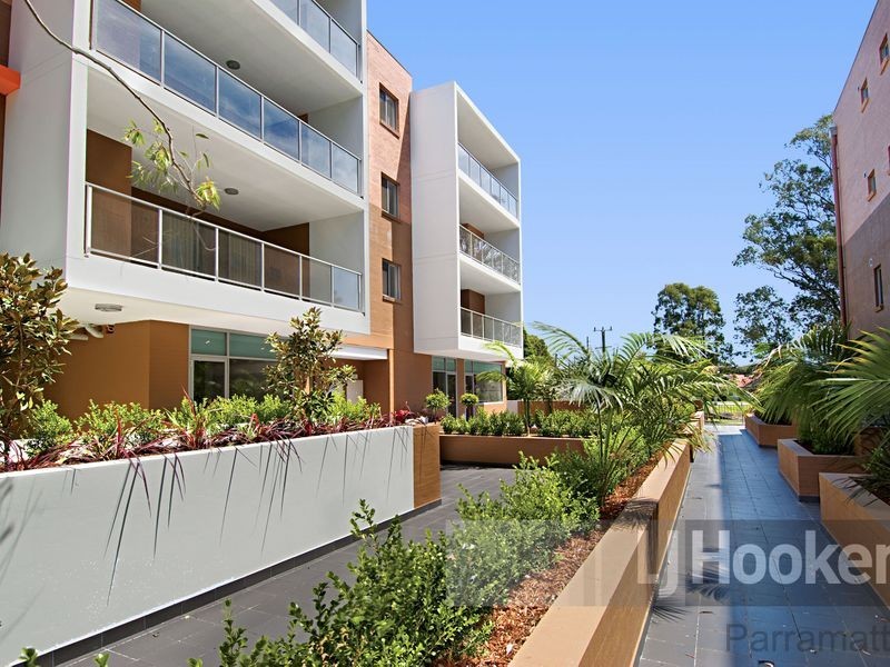 35-37 Darcy Road, Westmead NSW 2145