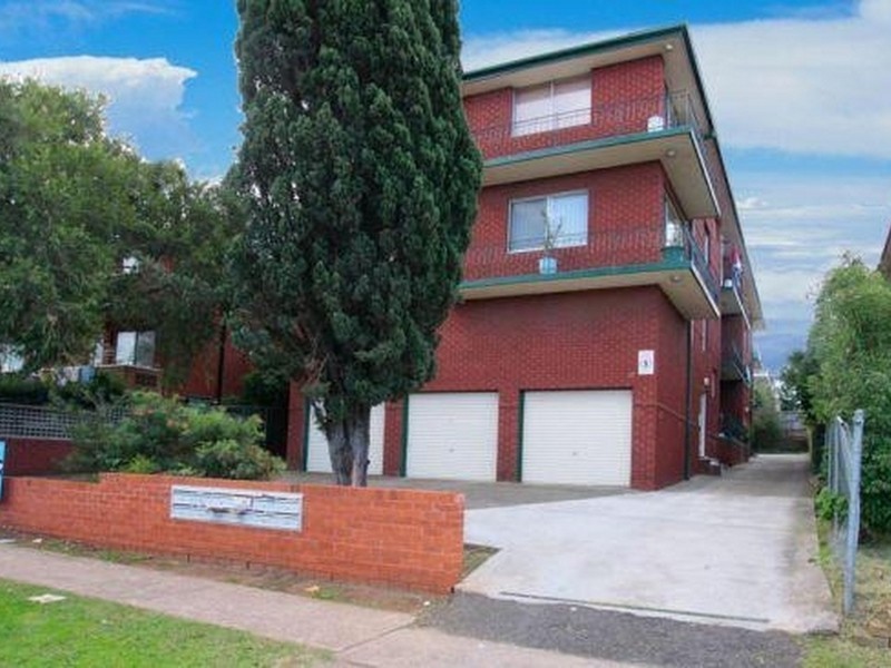 33 Bowden Street, Harris Park NSW 2150