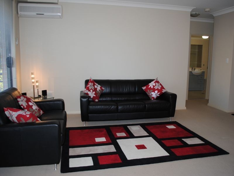 19-21 Good Street (9-10 The Park), Parramatta NSW 2150