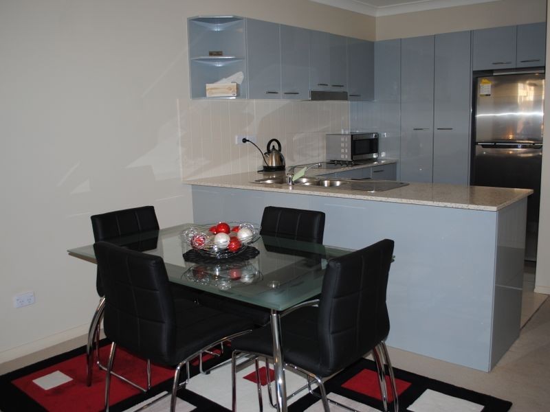 19-21 Good Street (9-10 The Park), Parramatta NSW 2150