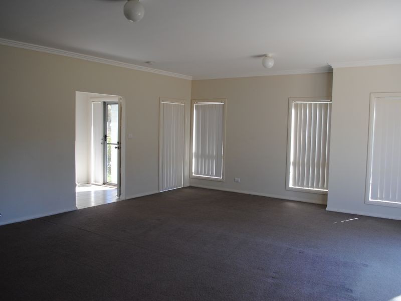 152 Driftway Drive, Pemulwuy NSW 2145