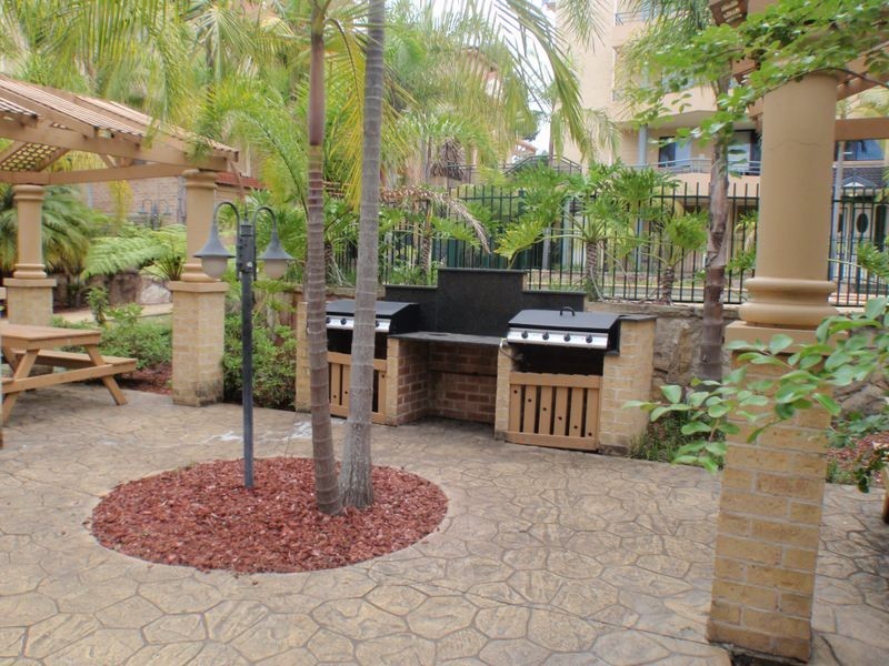 14-16 Campbell Street, Northmead NSW 2152