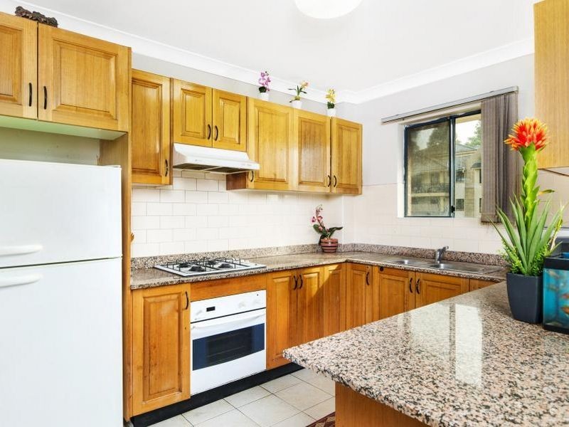 4/12 Hassall Street Entry Via Alexandra Ave, Westmead NSW 2145