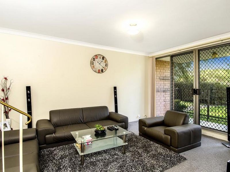 8/20 Crown Street, Granville NSW 2142
