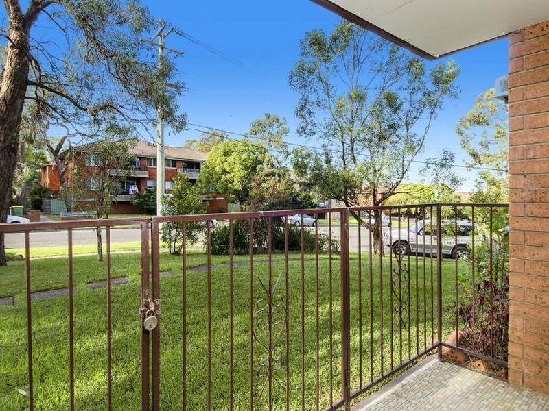 8/20 Crown Street, Granville NSW 2142